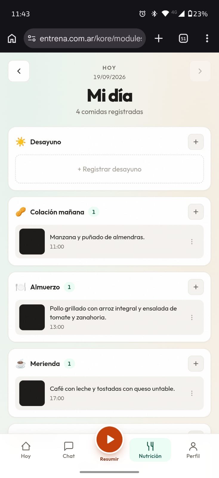 Mi día — comidas registradas con IA y sugerencias del nutricionista